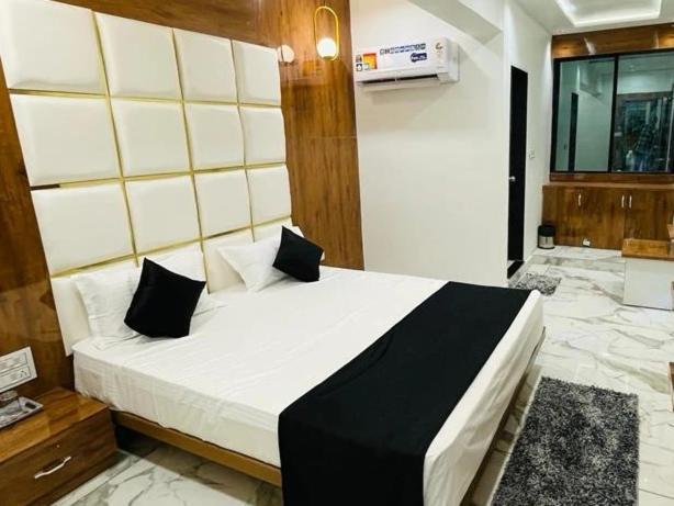 Hotel New German Ahmedabad Quarto foto